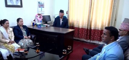सिंहदरबारमा विपक्षीहरूको छुट्टै छलफल