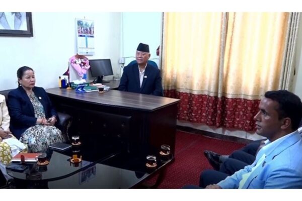 सिंहदरबारमा विपक्षीहरूको छुट्टै छलफल