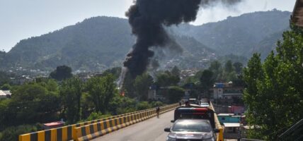 कश्मीरमा हेलिकप्टर दुर्घटना