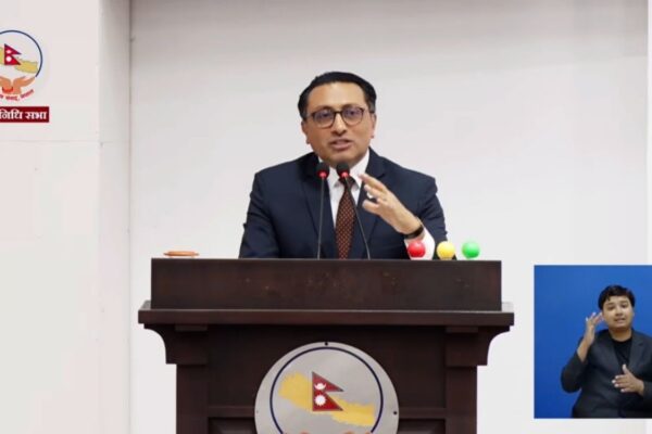 नगद वितरणले मात्र गरिबी घट्दैन: अर्थमन्त्री वाग्ले नगद वितरणले मात्र गरिबी घट्दैन: अर्थमन्त्री वाग्ले