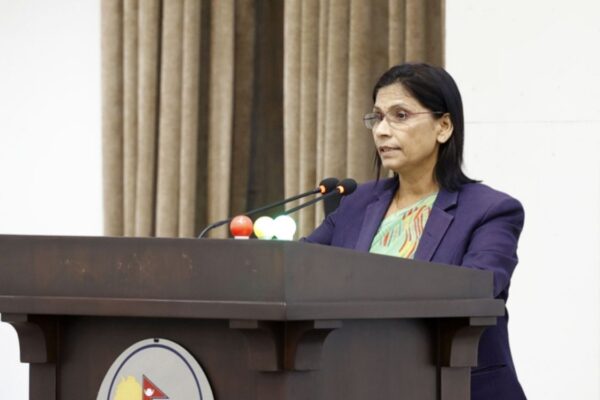 बजेटबारे एमालेको टिप्पणी: गरिबीलाई छोएन, माथिल्लो वर्गलाई झन माथि लैजान खोजियो बजेटबारे एमालेको टिप्पणी: गरिबीलाई छोएन, माथिल्लो वर्गलाई झन माथि लैजान खोजियो