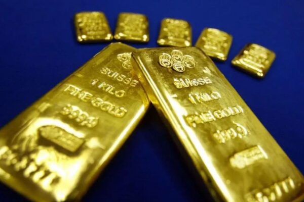 वीरेन्द्रनगरबाट ठुलो परिमाणमा नगद र सुनसहित एक जना पक्राउ