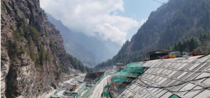 हिमालको काखबाट राष्ट्रिय समृद्धितर्फ