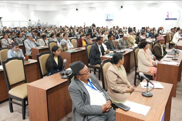 भोलि बोलाइएको प्रतिनिधिसभा बैठक सूचना टाँस गरेर स्थगित भोलि बोलाइएको प्रतिनिधिसभा बैठक सूचना टाँस गरेर स्थगित