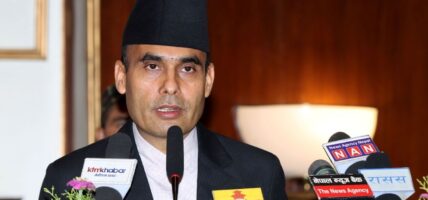 साहित्य मानव सभ्यताको आत्मबोध गर्ने सशक्त माध्यम हो: सञ्चारमन्त्री