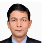 राहदानी विभागका महानिर्देशक तीर्थराज अर्याल अख्तियारको हिरासतमा । राहदानी विभागका महानिर्देशक तीर्थराज अर्याल अख्तियारको हिरासतमा ।