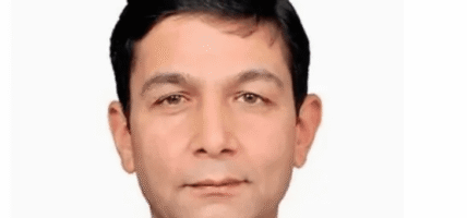 राहदानी विभागका महानिर्देशक तीर्थराज अर्याल अख्तियारको हिरासतमा ।