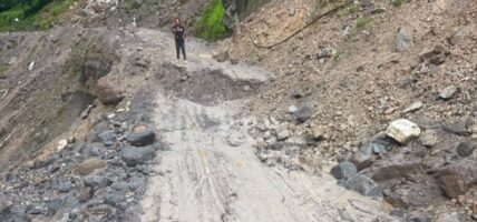 इकोमा सडक भासिंदा तातोपानी नाका पुन: ठप्प