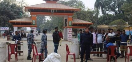 जमुनाह नाकाबाट स्रोत नखुलेको पाँच लाख बरामद