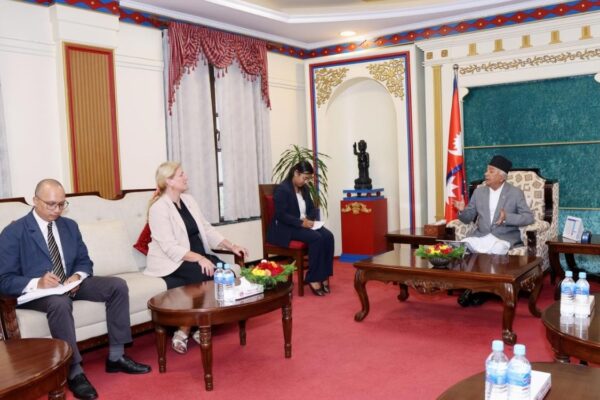 राष्ट्रपतिसँग फ्रान्सका राजदूतको बिदाइ भेट