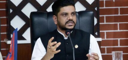 ३५ दिनभित्र श्रम ऐन संशोधनको मस्यौदा तयार गर्ने मन्त्री यादवको घोषणा