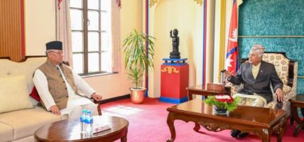 राष्ट्रपतिसँग विपक्षी दलका नेता आङ्देम्बेको भेट, राजनीति र विपद् व्यवस्थापनमा छलफल