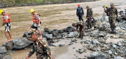कर्णालीमा बेपत्ता सहचालक सुवेदीको शव कैलालीमा भेटियो