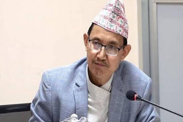 सरकारले रोक्यो नयाँ स्थायी पदपूर्ति, ‘फाजिल’ कर्मचारीलाई तीनै तहमा खटाइने सरकारले रोक्यो नयाँ स्थायी पदपूर्ति, ‘फाजिल’ कर्मचारीलाई तीनै तहमा खटाइने