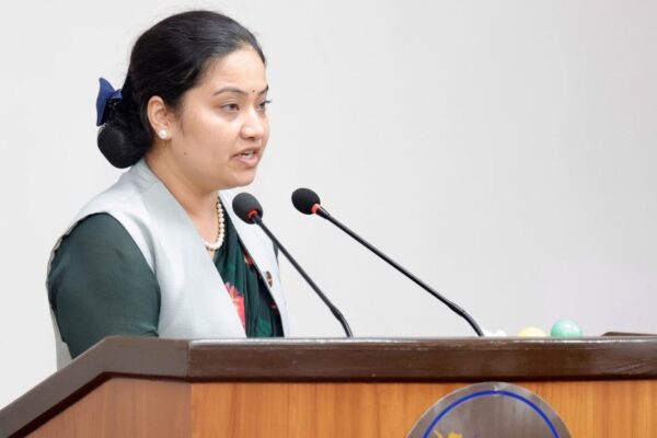 भूमिहीन  र सुकुमवासीलाई लालपुर्जा वितरण जारी रहन्छ: मन्त्री रावल