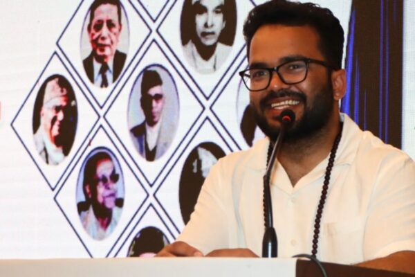विदेशी बिरामी मार्फत् एक अर्ब ५० करोडभन्दा बढी विदेशी मुद्रा भित्र्याउँदै नेपाल नेत्रज्योति सङ्घ, ‘स्वास्थ्य पर्यटन’ मा नयाँ सम्भावना विदेशी बिरामी मार्फत् एक अर्ब ५० करोडभन्दा बढी विदेशी मुद्रा भित्र्याउँदै नेपाल नेत्रज्योति सङ्घ, ‘स्वास्थ्य पर्यटन’ मा नयाँ सम्भावना
