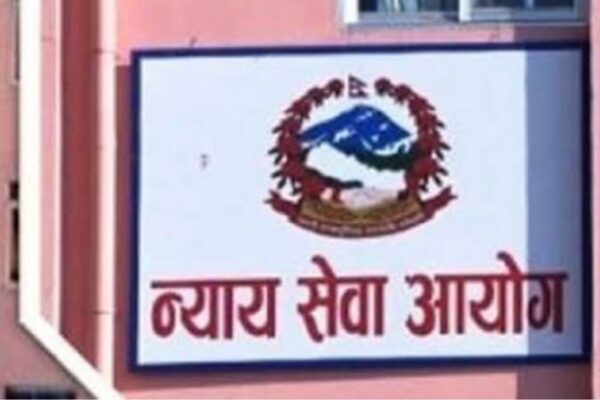 एकैपटक २ सय ७ न्यायाधीशको सरुवा