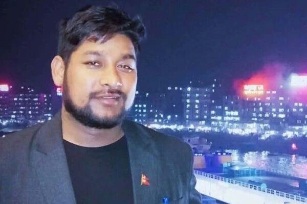प्रादेशिक प्रतिभा सम्मान तथा पुरस्कार वितरण कार्यक्रमबाट इन्द्र चौधरी सम्मानित
