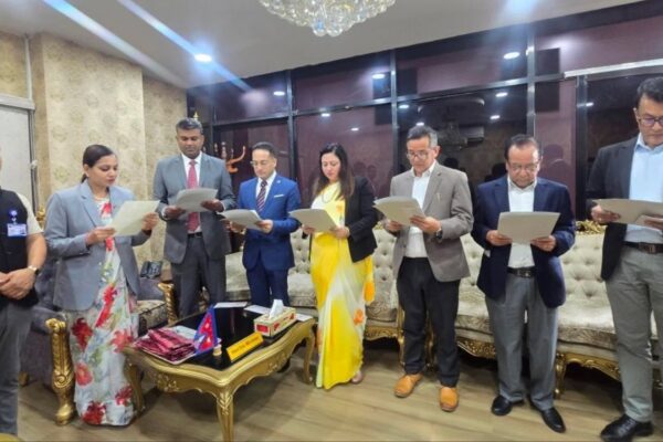 ६ स्वास्थ्य विज्ञान प्रतिष्ठानका नवनियुक्त उपकुलपतिले लिए शपथ ६ स्वास्थ्य विज्ञान प्रतिष्ठानका नवनियुक्त उपकुलपतिले लिए शपथ