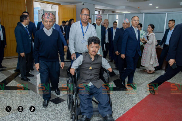 सिंहदरबारमा ह्वीलचियर र सहयोगी सेवा सुरु