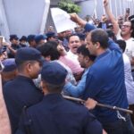 पत्रकार किशोर श्रेष्ठको रिहाइ माग्दै पत्रकार महासंघ सडकमा, प्रहरीसँग घम्साघम्सी