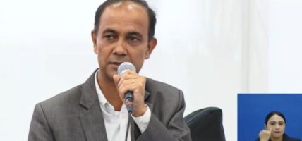 बिजुलीको भ्याट हटाउन सांसद आचार्यको सरकारसँग माग