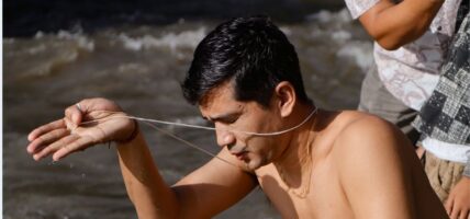 जनै बनाउने सीपको पुस्तान्तरणसँगै श्रावणी स्नानको मौलिकता जोगाउने प्रयास