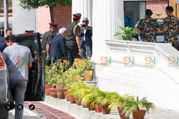 भारतीय सेना प्रमुख सेठ प्रधानमन्त्री बालेनलाई भेट्न सिंहदरबारमा भारतीय सेना प्रमुख सेठ प्रधानमन्त्री बालेनलाई भेट्न सिंहदरबारमा