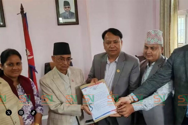 राप्रपासहितको समर्थनमा बागमतीको मुख्यमन्त्रीमा थापाको दाबी पेश राप्रपासहितको समर्थनमा बागमतीको मुख्यमन्त्रीमा थापाको दाबी पेश