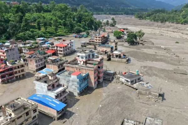 भोटेकोशी बाढी : १८ वटा विद्यालयमा क्षति