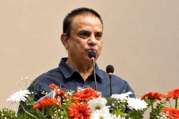 काठमाडौं बिग्रिन थालेको ५० वर्ष भइसक्यो, अहिले केही राम्रा काम हुँदैछन्: हरिवंश आचार्य काठमाडौं बिग्रिन थालेको ५० वर्ष भइसक्यो, अहिले केही राम्रा काम हुँदैछन्: हरिवंश आचार्य