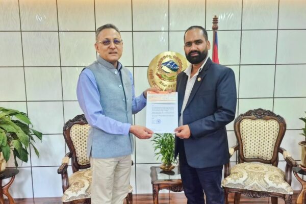 बाढी प्रभावितका लागि १३ लाख सहयोग बाढी प्रभावितका लागि १३ लाख सहयोग