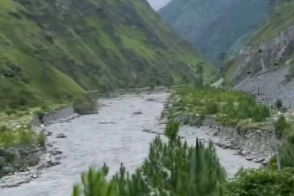पहिरो पन्छाएसँगै भेरी करिडोर सडक सञ्चालनमा