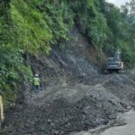 कृष्णभीरमा खोलिएको ‘ट्र्याक’ लाई फराकिलो बनाइँदै
