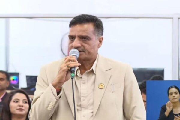 संसद्को क्यान्टिन बन्द भएपछि सांसद भण्डारीले भने : हिजो भोकै बस्नुपर्‍यो