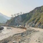 बिपी राजमार्गमा सवारी सञ्चालनमा रोक
