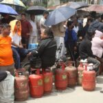 सडक नै प्रतिक्षालय, सिलिण्डर नै कुर्सी