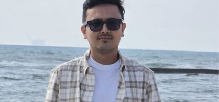 घण्टेहरू झाेलेकै बाटाेमा लागे : भिक्टर पौडेल