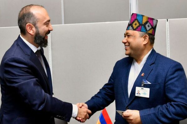 परराष्ट्रमन्त्री खनाल र आर्मेनियाका विदेशमन्त्रीबीच भेटवार्ता
