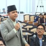 चोलेन्द्र प्रकरणमा एमाले:ऐन महरले भने :सरकारले ‘गुण्डागर्दी र अपहरण शैली’अपनायो चोलेन्द्र प्रकरणमा एमाले:ऐन महरले भने :सरकारले ‘गुण्डागर्दी र अपहरण शैली’अपनायो