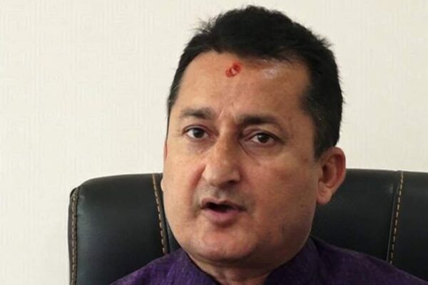 चाडपर्वको बेला सार्वजनिक सवारीको भाडा नबढाउने यातायात व्यवसायीको घोषणा चाडपर्वको बेला सार्वजनिक सवारीको भाडा नबढाउने यातायात व्यवसायीको घोषणा