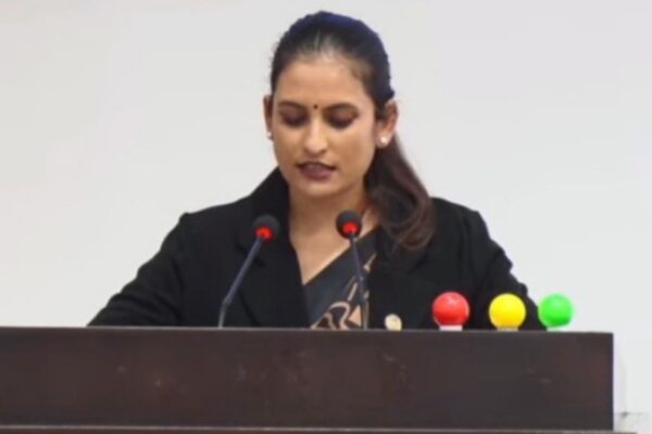 प्रतिनिधि सभामा मन्त्रालयको नाम परिवर्तनसम्बन्धी विधेयक पेश प्रतिनिधि सभामा मन्त्रालयको नाम परिवर्तनसम्बन्धी विधेयक पेश