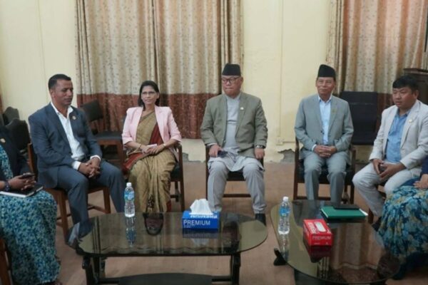 विपक्षी दलको बैठक सिंहदरबारमा सुरु