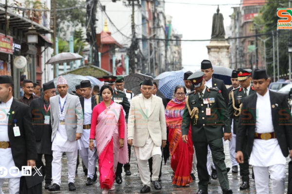 वसन्तपुरमा इन्द्रजात्राको राैनक, झरीका बीच पुगे भीआईपी वसन्तपुरमा इन्द्रजात्राको राैनक, झरीका बीच पुगे भीआईपी