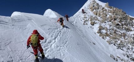 ६९ देशका ६४८ आरोहीलाई हिमाल आरोहण अनुमति