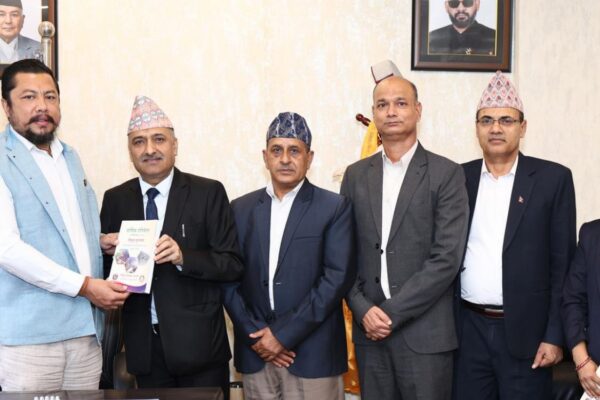 ऊर्जामन्त्रीद्वारा ऊर्जा प्रणाली विविधीकरण र लगानीमैत्री नियमनमा जोड ऊर्जामन्त्रीद्वारा ऊर्जा प्रणाली विविधीकरण र लगानीमैत्री नियमनमा जोड