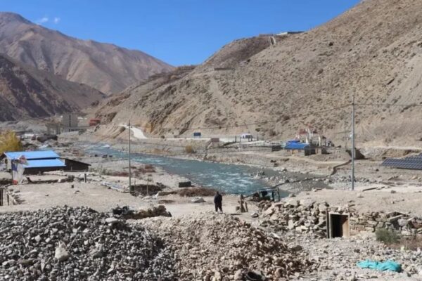 हिल्सा नाका बन्द हुँदा सीमा क्षेत्रका नेपाली प्रभावित