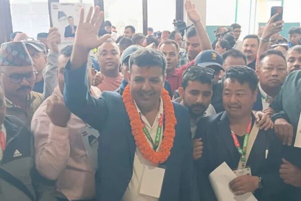 कांग्रेस महामन्त्रीमा सुनील शर्माको उम्मेदवारी दर्ता