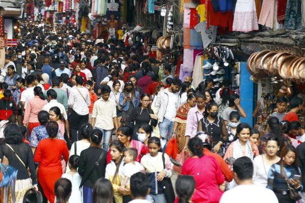 दसैंको रौनकले भरियो असन-इन्द्रचोक, किनमेल गर्नेको घुइँचो