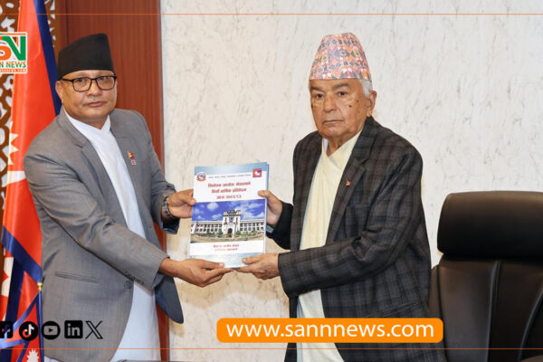 राष्ट्रपतिसमक्ष निर्वाचन आयोगको वार्षिक प्रतिवेदन पेश